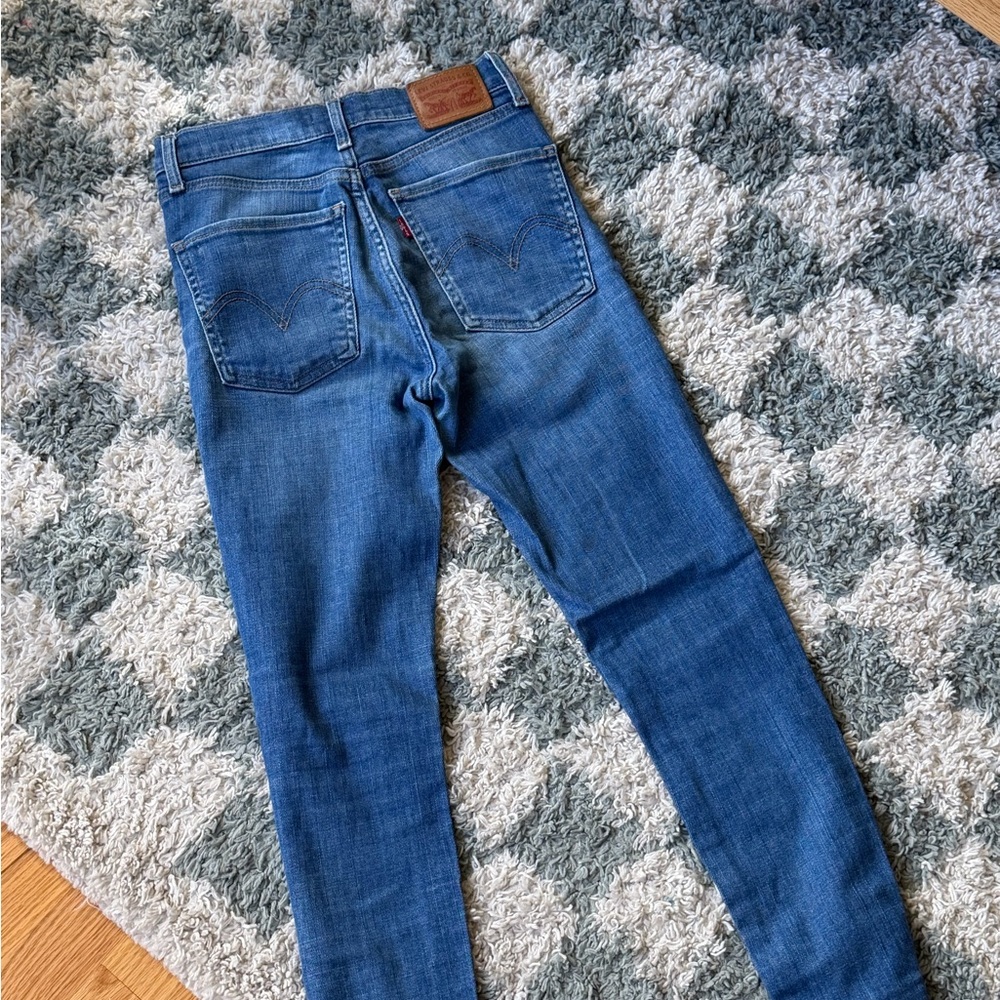 Mile high super skinny Levi’s